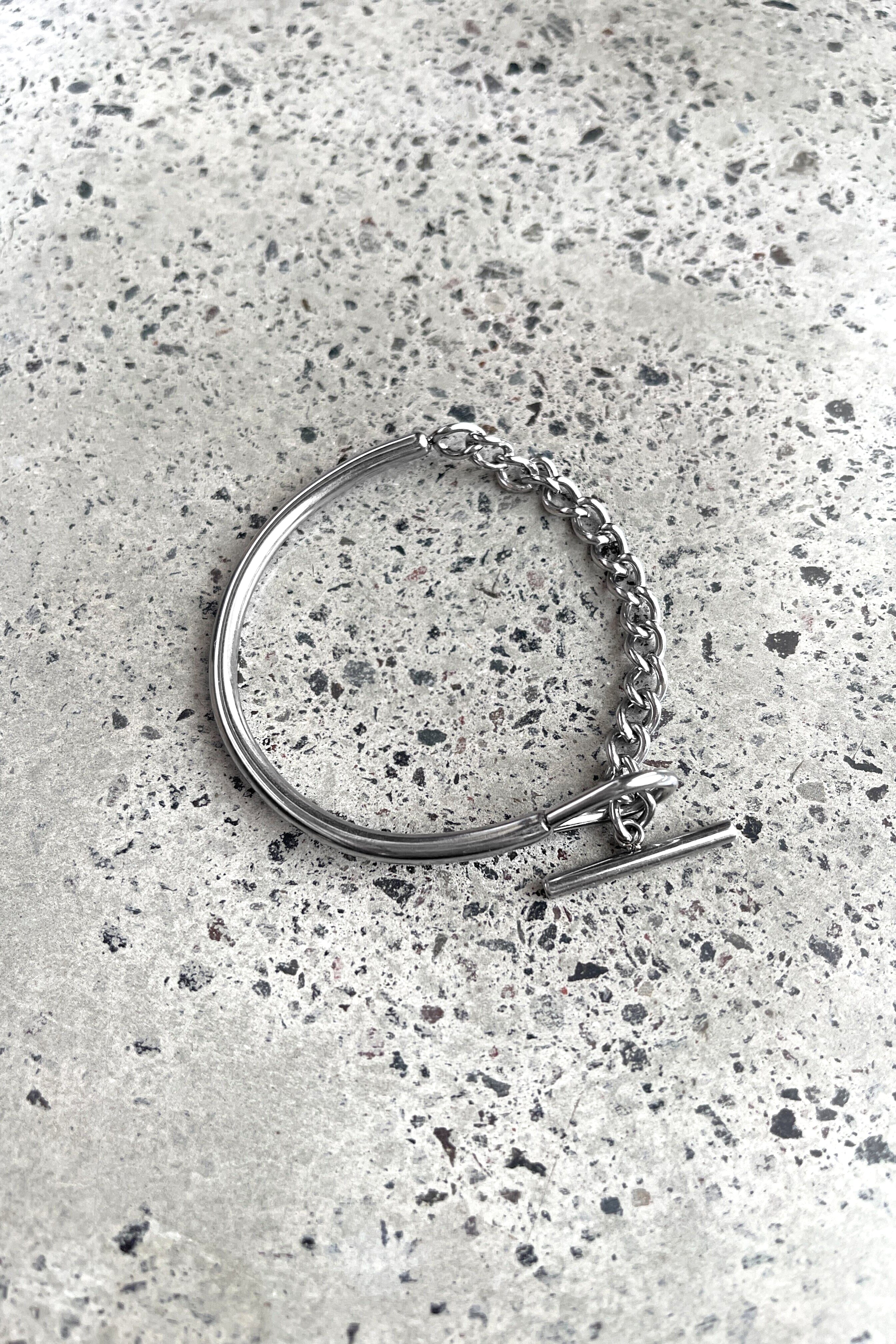 Spectral Toggle Cuff | Stainless Steel Bracelets NOCTEX